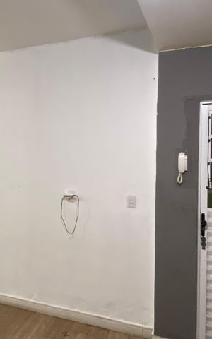 Casa para alugar com 65m², 2 quartos e 1 vaga Casa para alugar com 65m², 2 quartos e 1 vagaSala - Cozinha