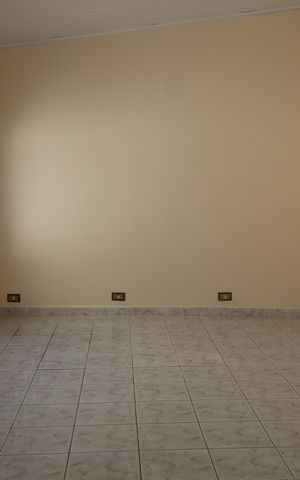 Casa para alugar com 200m², 3 quartos e 5 vagasQuarto externo