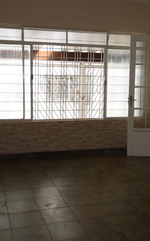 Casa para alugar com 200m², 3 quartos e 5 vagasSala