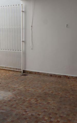 Casa para alugar com 200m², 3 quartos e 5 vagasÁrea de Serviço