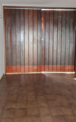 Casa para alugar com 200m², 3 quartos e 5 vagasQuintal