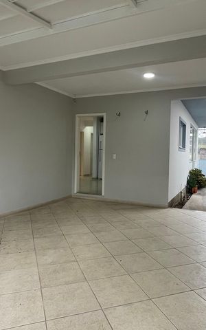Casa para alugar com 182m², 3 quartos e 1 vaga Casa para alugar com 182m², 3 quartos e 1 vagaGaragem