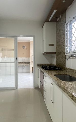 Casa para alugar com 182m², 3 quartos e 1 vaga Casa para alugar com 182m², 3 quartos e 1 vagaCozinha