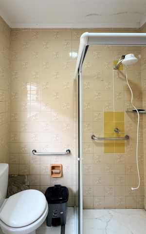 Casa para alugar com 270m², 4 quartos e 3 vagasBanheiro Social