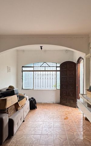 Casa para alugar com 270m², 4 quartos e 3 vagasSala