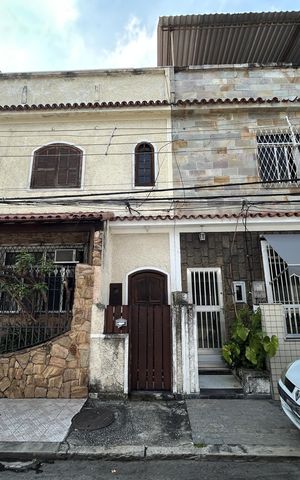 Casa de condomínio para alugar com 80m², 2 quartos e 1 vagaFachada