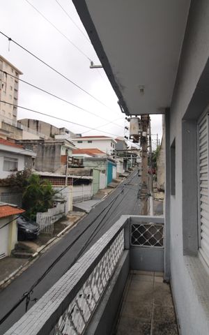 Casa para alugar com 100m², 2 quartos e sem vagaVaranda