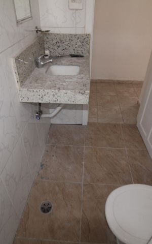 Casa para alugar com 100m², 2 quartos e sem vagaBanheiro