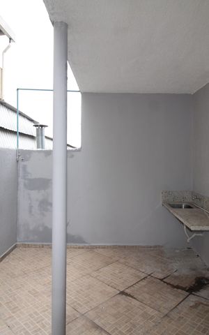 Casa para alugar com 100m², 2 quartos e sem vagaÁrea de Serviço