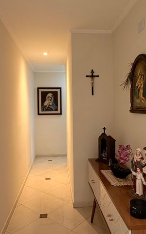 Apartamento à venda com 106m², 3 quartos e 2 vagas Apartamento à venda com 106m², 3 quartos e 2 vagasCorredor