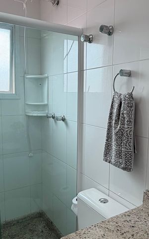 Apartamento à venda com 106m², 3 quartos e 2 vagas Apartamento à venda com 106m², 3 quartos e 2 vagasBanheiro social
