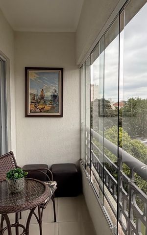Apartamento à venda com 106m², 3 quartos e 2 vagas Apartamento à venda com 106m², 3 quartos e 2 vagasVaranda