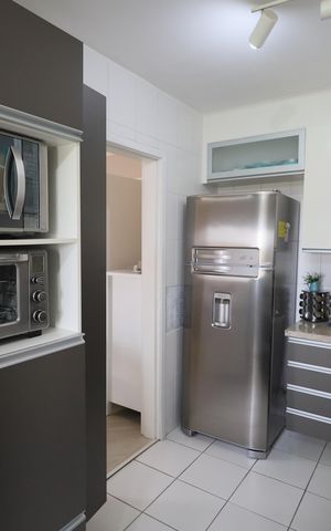 Apartamento à venda com 52m², 2 quartos e 1 vagaCozinha e Área de Serviço