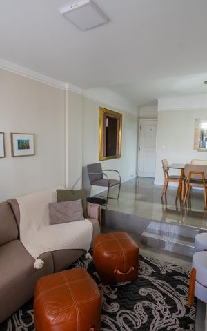 Apartamento à venda com 91m², 2 quartos e 1 vaga Apartamento à venda com 91m², 2 quartos e 1 vagaSala