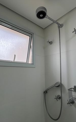 Apartamento para alugar com 60m², 1 quarto e 1 vaga Apartamento para alugar com 60m², 1 quarto e 1 vagaBanheiro da Suíte