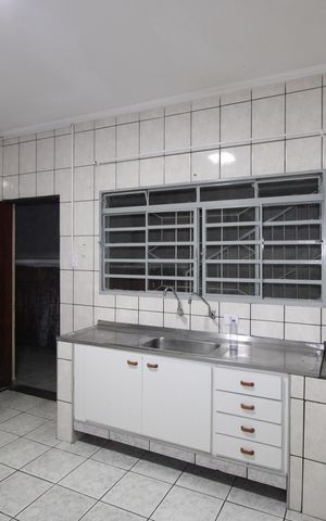 Casa para alugar com 90m², 3 quartos e sem vagaCozinha