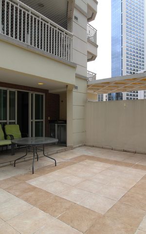 Apartamento para alugar com 43m², 1 quarto e 1 vagaVaranda