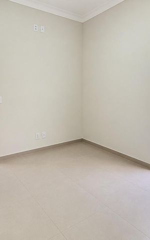 Casa para alugar com 81m², 3 quartos e 2 vagasQuarto