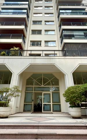 Apartamento para alugar com 170m², 4 quartos e 2 vagas Apartamento para alugar com 170m², 4 quartos e 2 vagasEntrada
