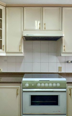 Apartamento para alugar com 170m², 4 quartos e 2 vagas Apartamento para alugar com 170m², 4 quartos e 2 vagasCozinha