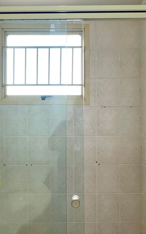 Apartamento para alugar com 170m², 4 quartos e 2 vagas Apartamento para alugar com 170m², 4 quartos e 2 vagasBanheiro da Suíte 1