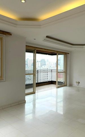 Apartamento para alugar com 170m², 4 quartos e 2 vagas Apartamento para alugar com 170m², 4 quartos e 2 vagasSala