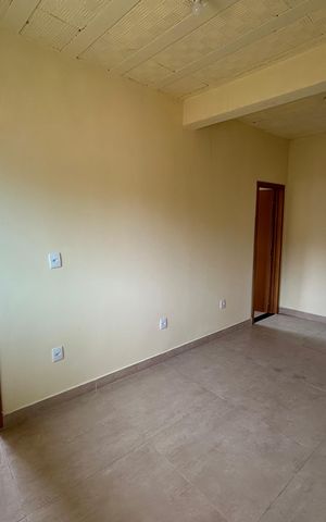 Casa para alugar com 45m², 1 quarto e sem vaga