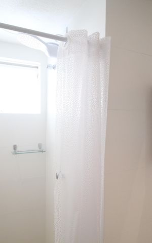 Apartamento para alugar com 80m², 2 quartos e sem vagaBanheiro