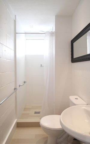 Apartamento para alugar com 80m², 2 quartos e sem vagaBanheiro