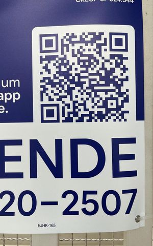 Casa à venda com 209m², 3 quartos e 2 vagas Casa à venda com 209m², 3 quartos e 2 vagasCódigo
