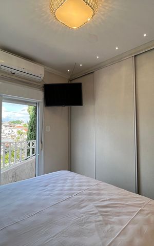 Casa à venda com 209m², 3 quartos e 2 vagas
