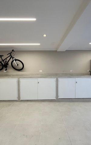 Casa à venda com 209m², 3 quartos e 2 vagas