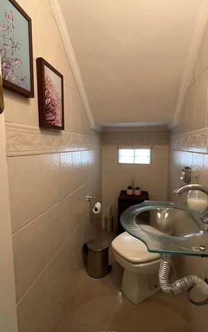 Casa à venda com 209m², 3 quartos e 2 vagas