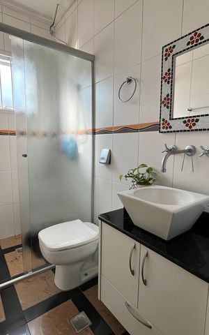Casa à venda com 209m², 3 quartos e 2 vagas