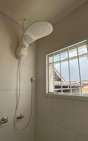 Casa à venda com 209m², 3 quartos e 2 vagas