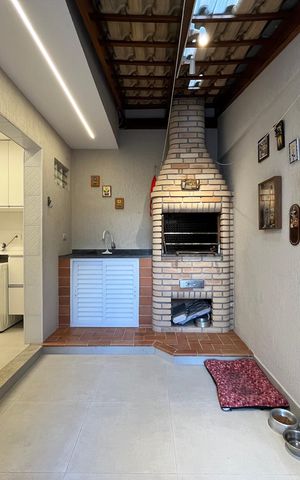 Casa à venda com 209m², 3 quartos e 2 vagas