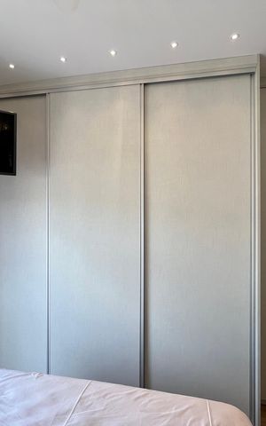 Casa à venda com 209m², 3 quartos e 2 vagas
