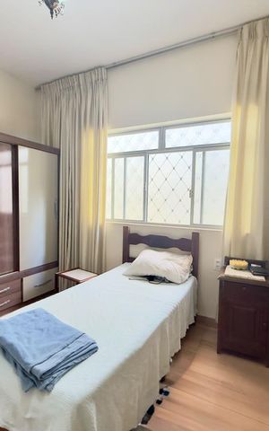 Casa à venda com 389m², 3 quartos e 3 vagas