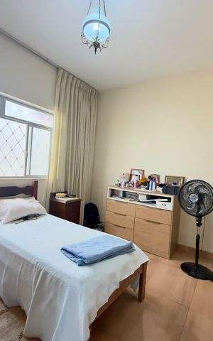 Casa à venda com 389m², 3 quartos e 3 vagas