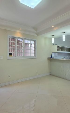 Casa à venda com 190m², 3 quartos e 3 vagas Casa à venda com 190m², 3 quartos e 3 vagasCozinha