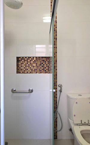 Casa à venda com 190m², 3 quartos e 3 vagas Casa à venda com 190m², 3 quartos e 3 vagasBanheiro da Suíte