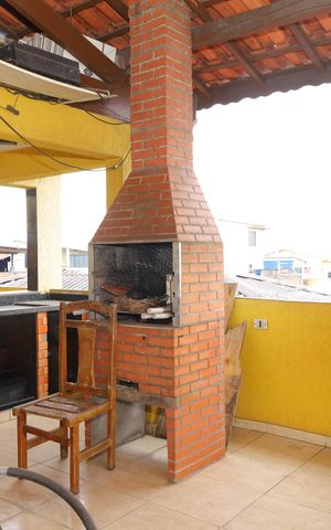 Casa à venda com 450m², 3 quartos e sem vagaÁrea de Lazer - Churrasqueira