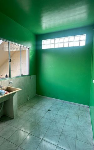 Casa à venda com 137m², 2 quartos e 2 vagas Casa à venda com 137m², 2 quartos e 2 vagasÁrea de Serviço