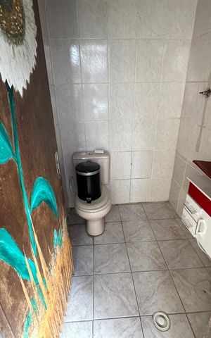 Casa à venda com 137m², 2 quartos e 2 vagas Casa à venda com 137m², 2 quartos e 2 vagasBanheiro 2