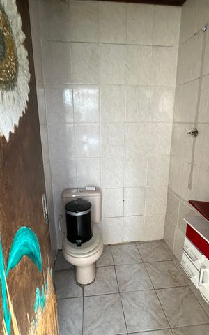Casa à venda com 137m², 2 quartos e 2 vagas Casa à venda com 137m², 2 quartos e 2 vagasBanheiro 2