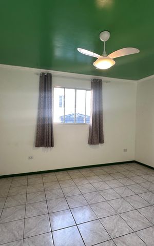 Casa à venda com 137m², 2 quartos e 2 vagas Casa à venda com 137m², 2 quartos e 2 vagasQuarto 1