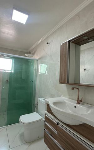Casa à venda com 137m², 2 quartos e 2 vagas Casa à venda com 137m², 2 quartos e 2 vagasBanheiro 1