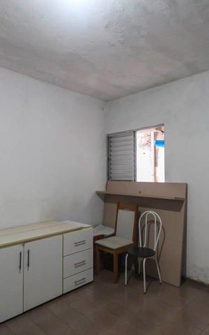 Casa à venda com 70m², 1 quarto e 2 vagas