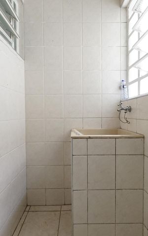 Casa para alugar com 30m², 1 quarto e sem vagaÁrea de Serviço