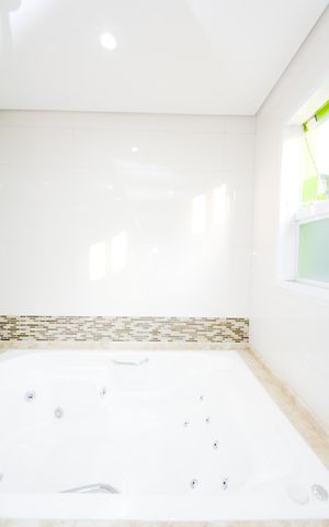 Casa à venda com 360m², 3 quartos e 4 vagasBanheiro da Suíte